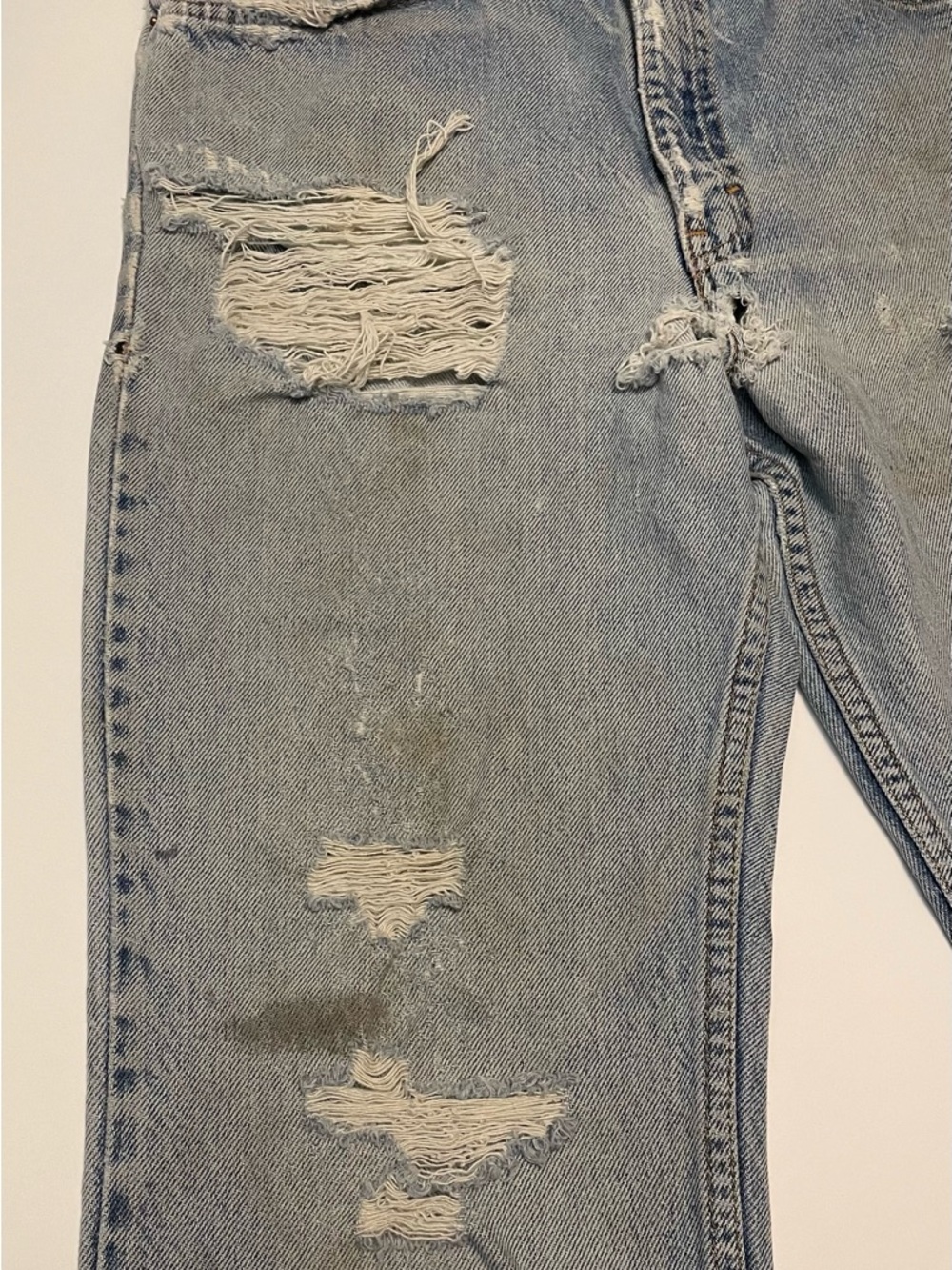 Levi’s Vintage 90s 517 Orange Tag Jeans Distressed. Size 33x34 - Picture 3 of 11